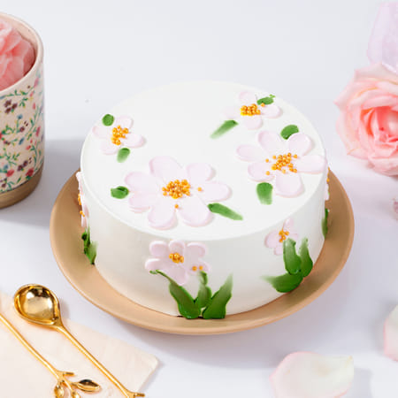 Golden Pearls Floral Cake-image-32