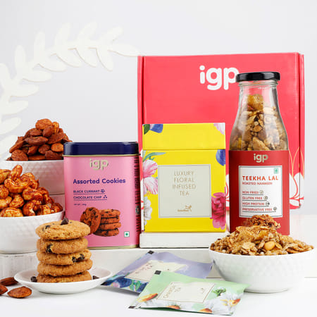 Gourmet Bites And Brews Gift Box-image-45