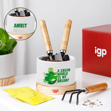 Green World Personalized Planting Hamper-picture-30