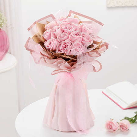 Heartfelt Sweet Avalanche Bouquet-picture-15