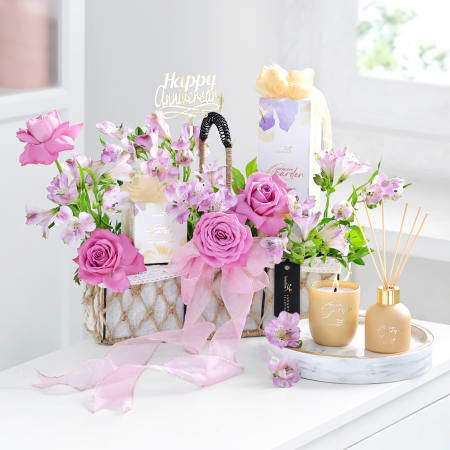Anniversary Gift Baskets | Luxury Anniversary Gift Delivery