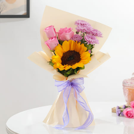 Lovely Sunflower And Rose Bouquet