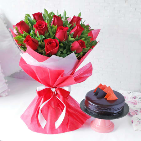 Roses Romantic Combo | Flower and Cake Delivery In India | Kalpa Florist