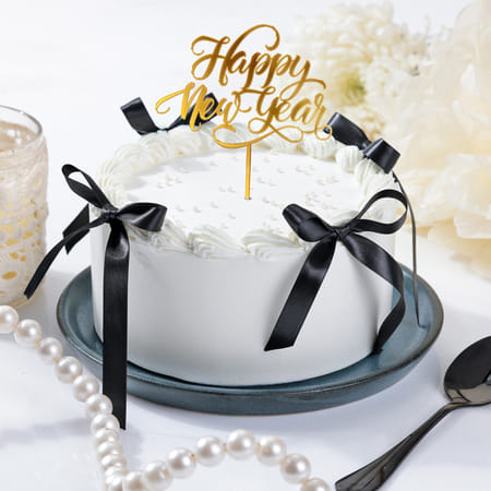 Pearls And Ribbons New Year Cake-picture-13
