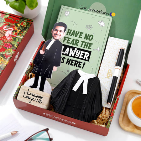 Personalized Lawyer Is Here Caricature Hamper-picture-38
