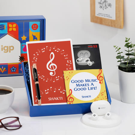 Personalized Music Lover Hamper-image-11