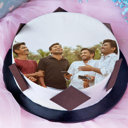 Photo Cake for Best Friends (Half Kg)-picture-24