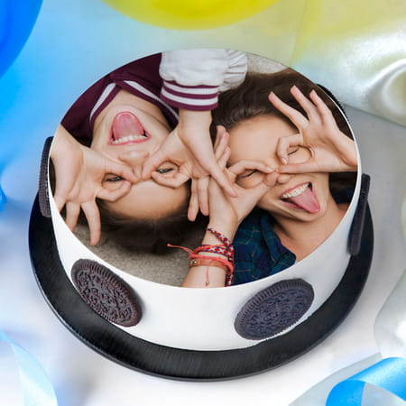 Photo Cake for Friends (Half Kg)