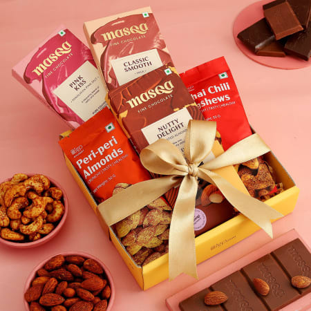 Buy Chocoloony Birthday Gift Box Milk Chocolates and Coated Almond  Chocolate Caramels Online at Best Prices in India - JioMart.