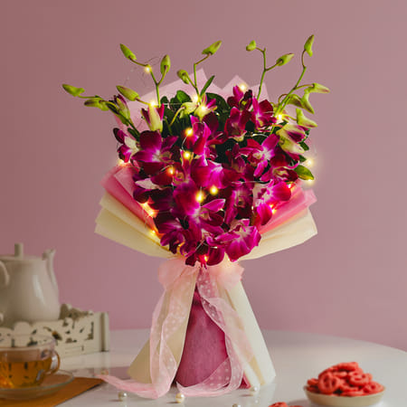 Radiant Orchid Elegance With Lights