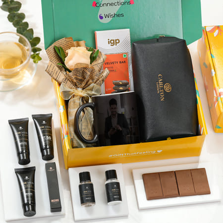 Refreshing Indulgence Personalized Valentine's Hamper-image-40