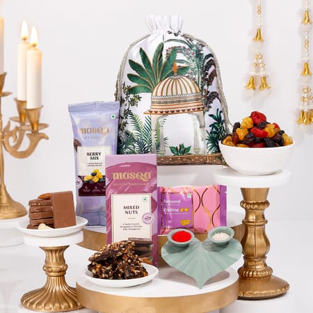 Royal Delights Bhai Dooj Gift Hamper-image-12