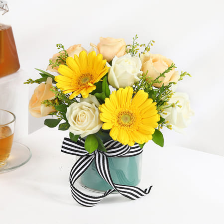 Splendid Blossom Arrangement-picture-30