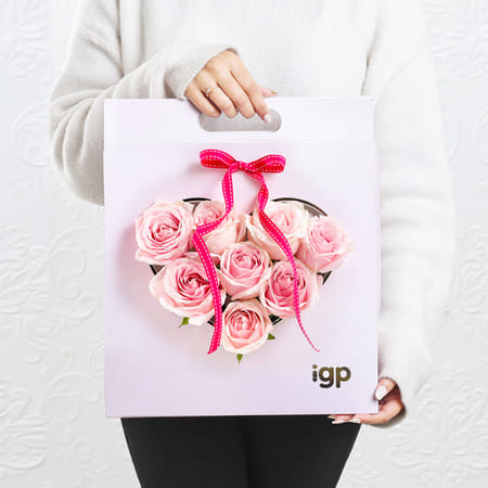 Sweet Avalanche Roses Arrangement-image-7