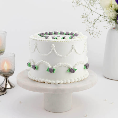 White Elegance Cake (1 Kg)-picture-37
