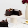 Shop Elegant Floral Bliss With Chocolate Cake