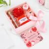 Rosy Love Valentine's Day Hamper Online