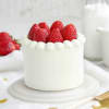 Gift Velvety Strawberry Delight Cake (1 Kg)