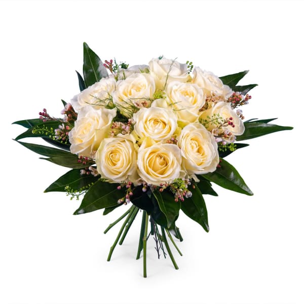 15 Short-stemmed White Roses