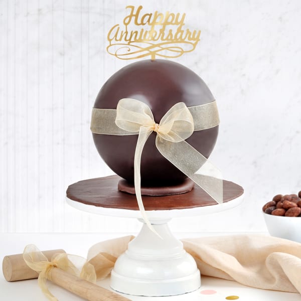 Anniversary Surprise Chocolate Pinata Ball Cake (750 Grams)