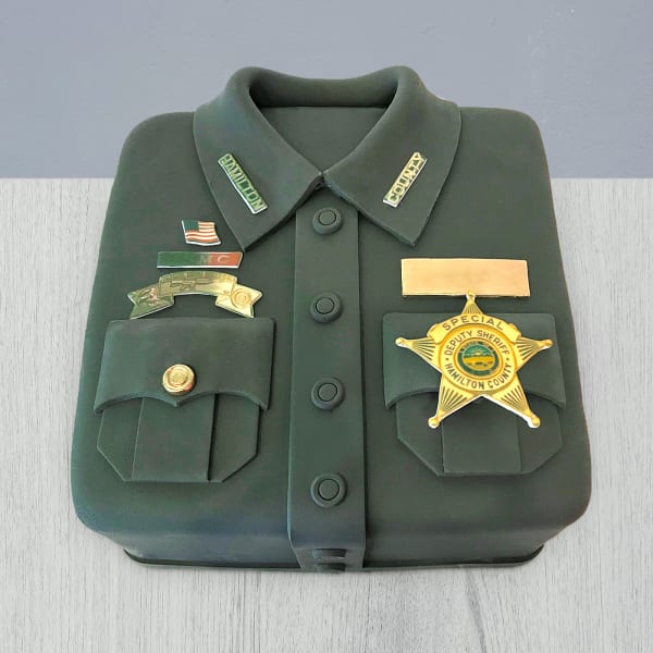 Army Star on Shirt Fondant Cake (5 Kg)