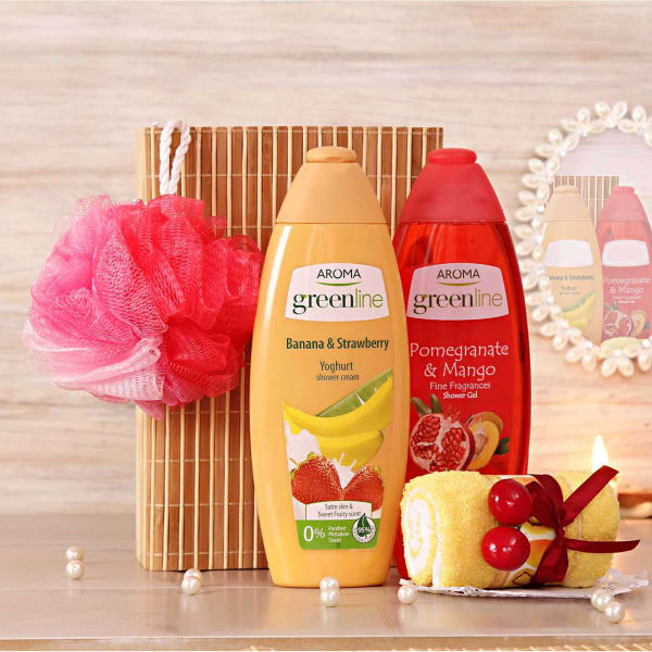Aroma Greenline Bath Essentials Hamper With Hand Towel In A Gift Box