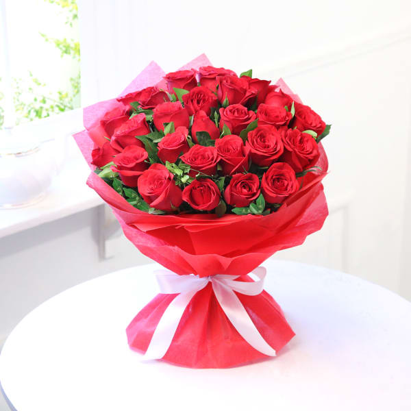 Beautiful Bunch of 25 Red Roses