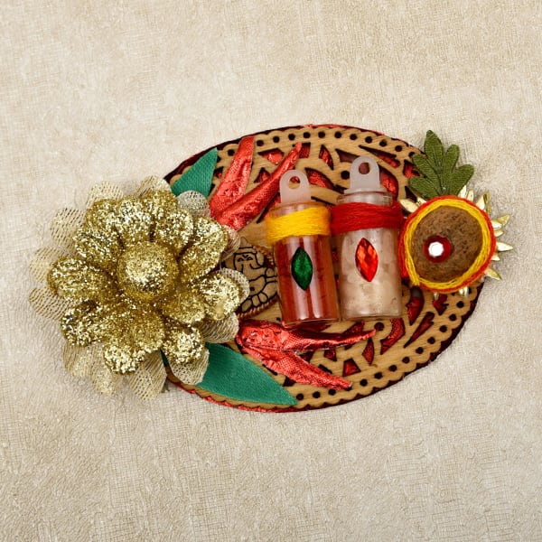 Beautiful Golden Flower Decorated Tikka Gift Send Holi Gifts