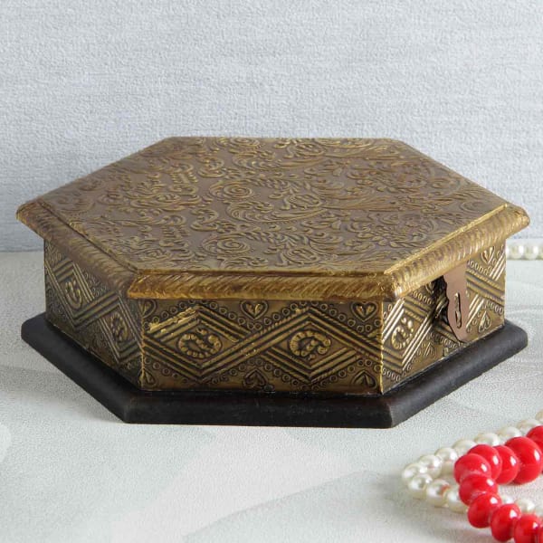 Beautiful Metal Jewellery Box Gift/Send Jewellery Gifts Online