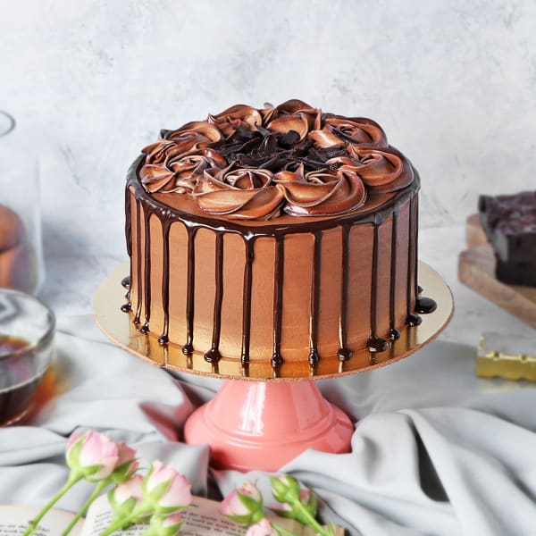 Belgian Dark Chocolate Ganache Cake (Half kg)