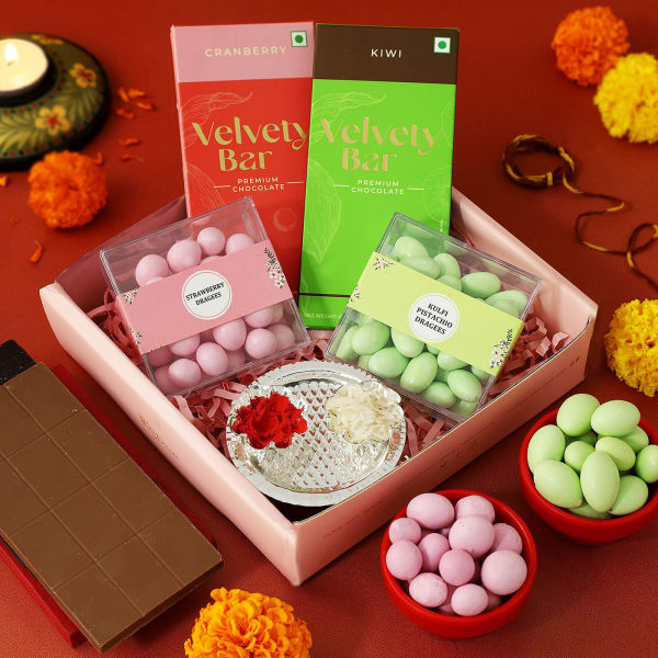 Bhai Dooj Gift Tray With Chocolates