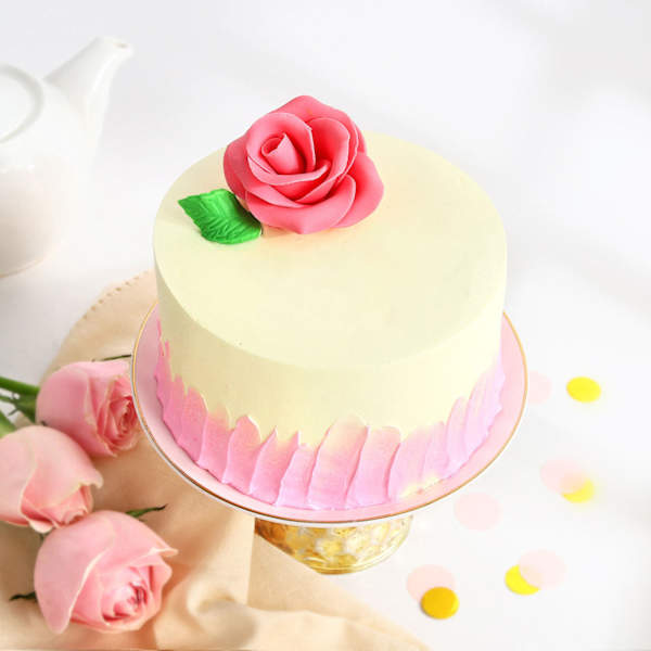 Blush Rose Cake (Half kg)