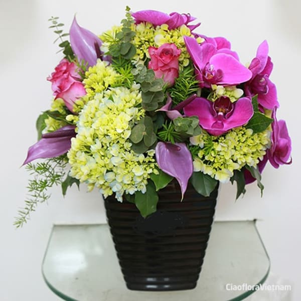 Bouquet in Pot