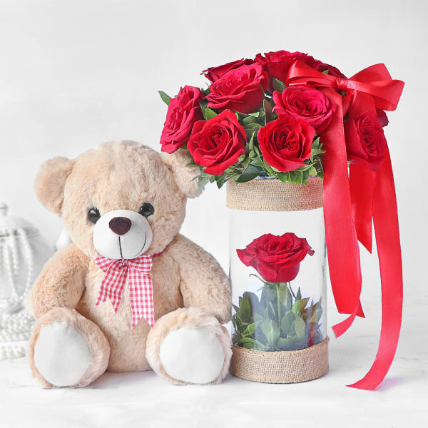 Bouquet of Enchanting Roses with Teddy