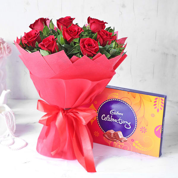 Bouquet Of Romance With Assorted Chocolates Box