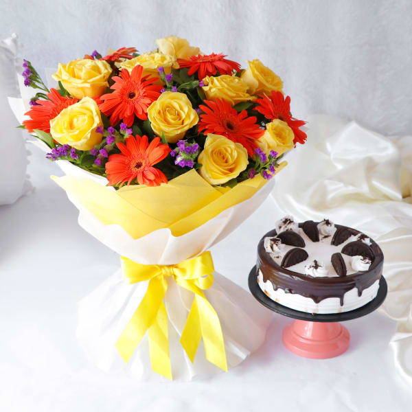 Bouquet of Yellow Roses & Orange Gerberas with Oreo Cake (Half Kg)
