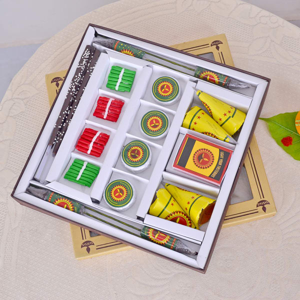 Box Of Assorted Homemade Chocolate Crackers Gift Send Diwali Gifts Online M11073096 Igp Com