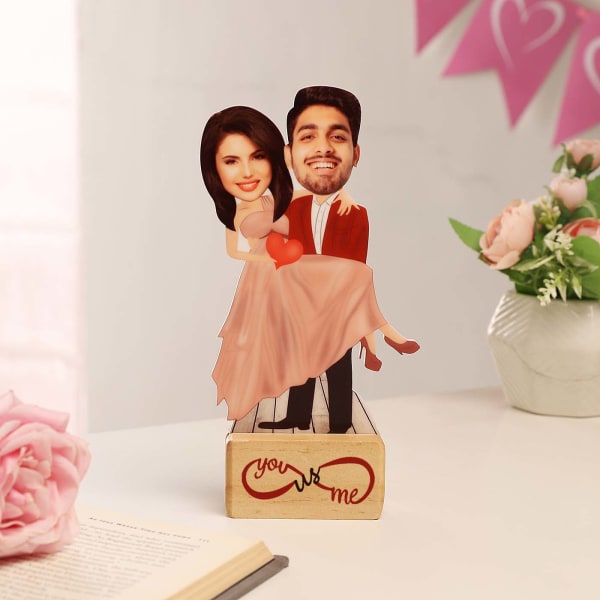 Carry Your Love Personalized Caricature Stand