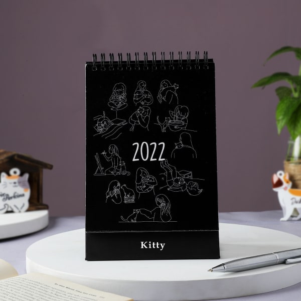 Cat Lover Personalized Spiral 2022 Desk Calendar