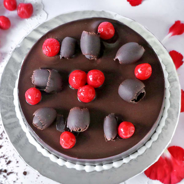 Order Chocolate Cake with Cherries Half Kg Online at Best
