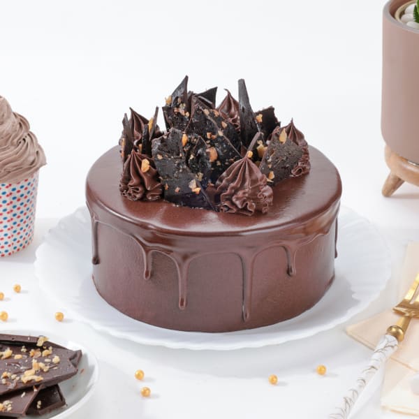 Chocolate Hazelnut Cream Cake