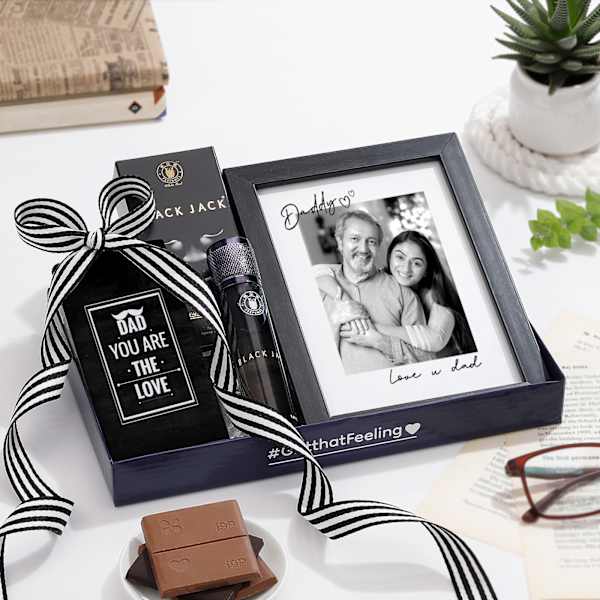 Classic Charmer Personalized Hamper
