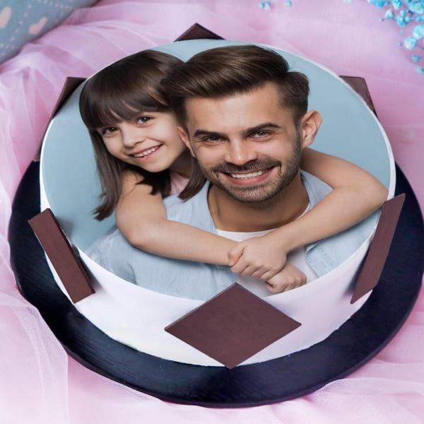 Daddy's Hug Delicious Photo Cake (1 Kg)