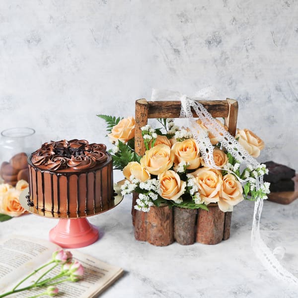 Dark Chocolate Ganache Cake With Basket Of Peach Roses (Half kg)