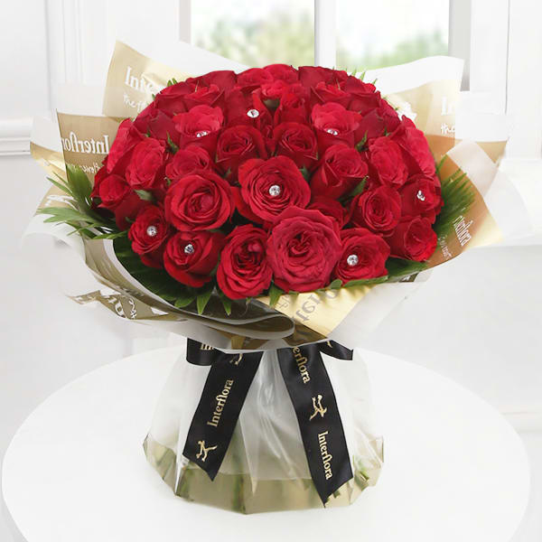 Dazzling 50 Red Roses Hand Tied