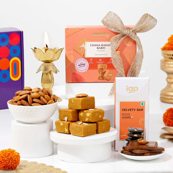 Delectable Diwali Snacks Hamper