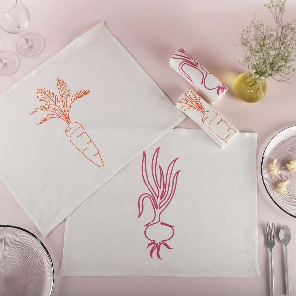 Delightful Easter Paper Tray with 4 Table Mats