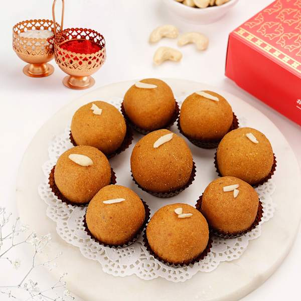 Desi Ghee Besan Laddoo And Roli Chawal (400 gm)