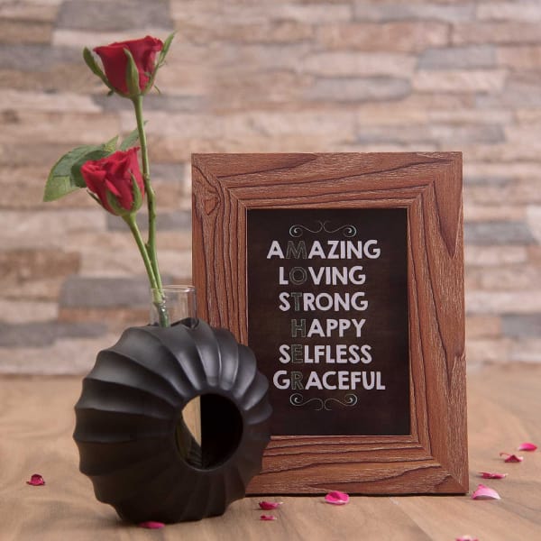 Designer Bud Vase with Mom Quote Wooden Frame: Gift/Send ...