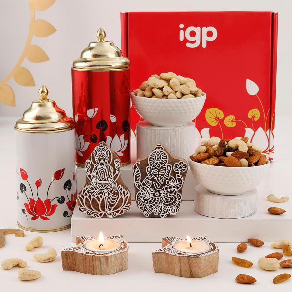 Divine Blessings With Nutty Munchies Hamper